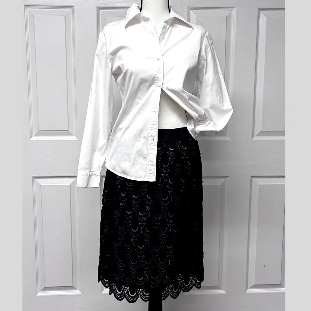 NWT Ann Taylor Black Guipure Lace Evening Skirt size 8 T